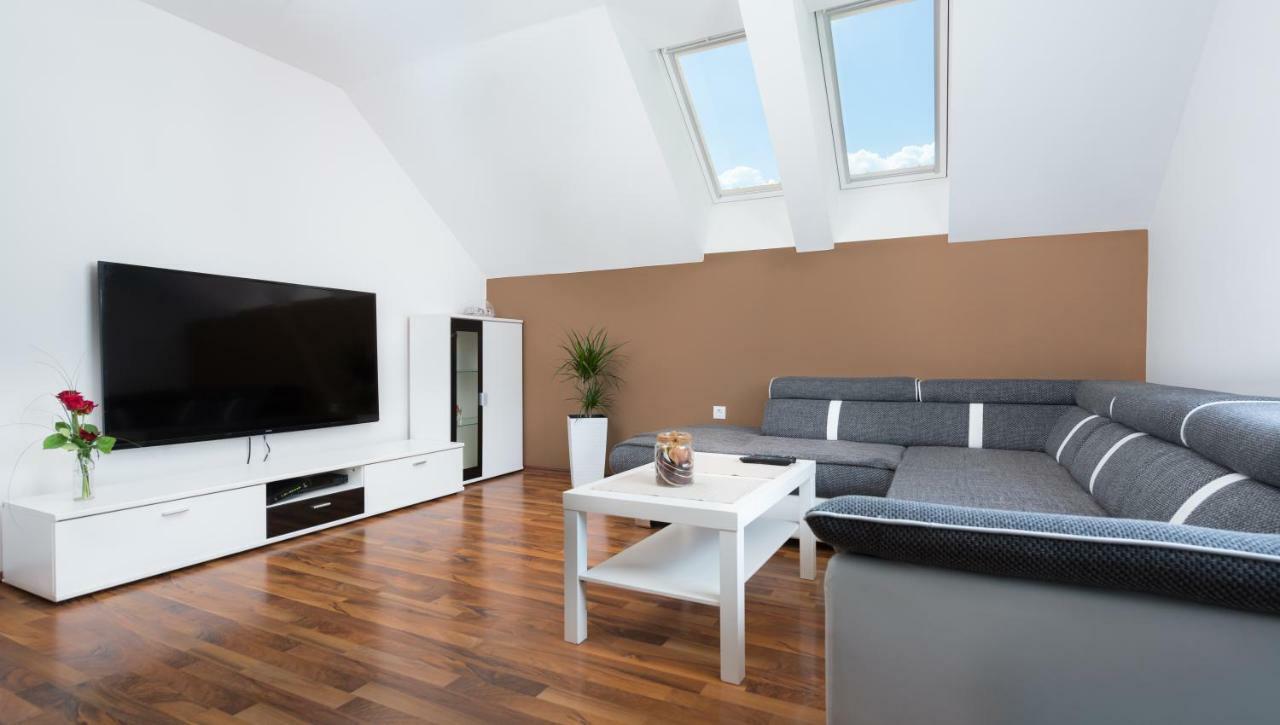 Boomerang Apartment Bled Exteriör bild